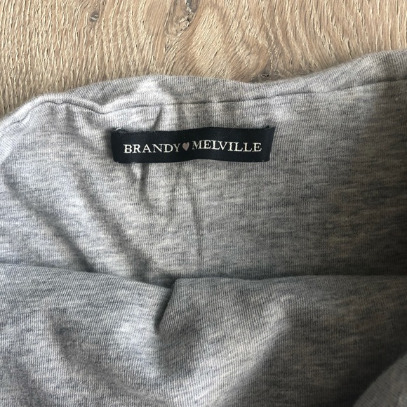 Brandy Melville Heather Gray Strapless Top - Picture 4 of 4